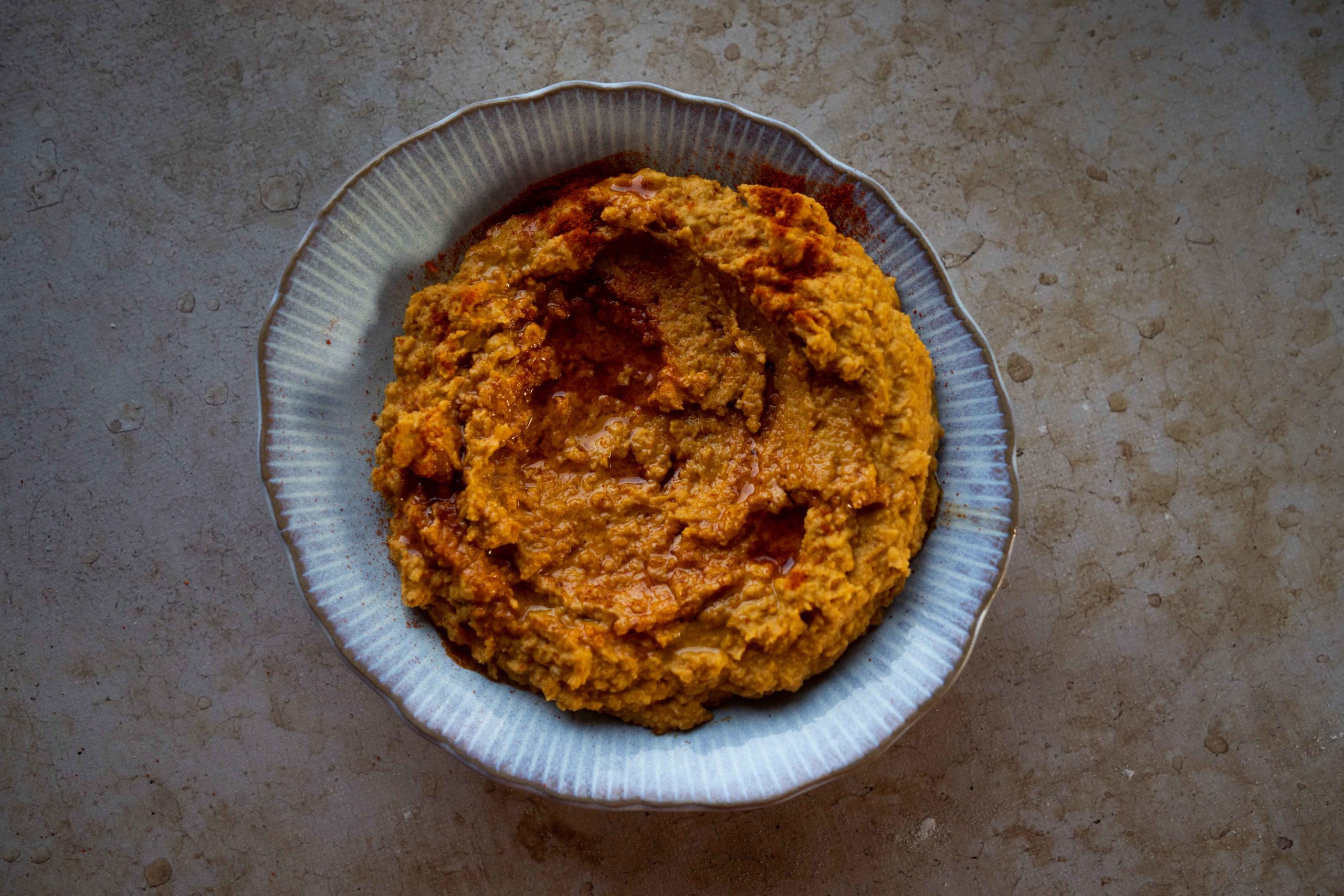 Houmous poivrons grillés et paprika