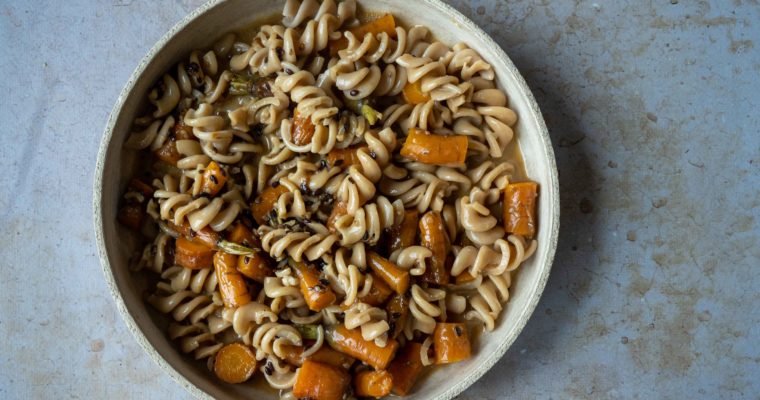 Fusilli, carottes et soja