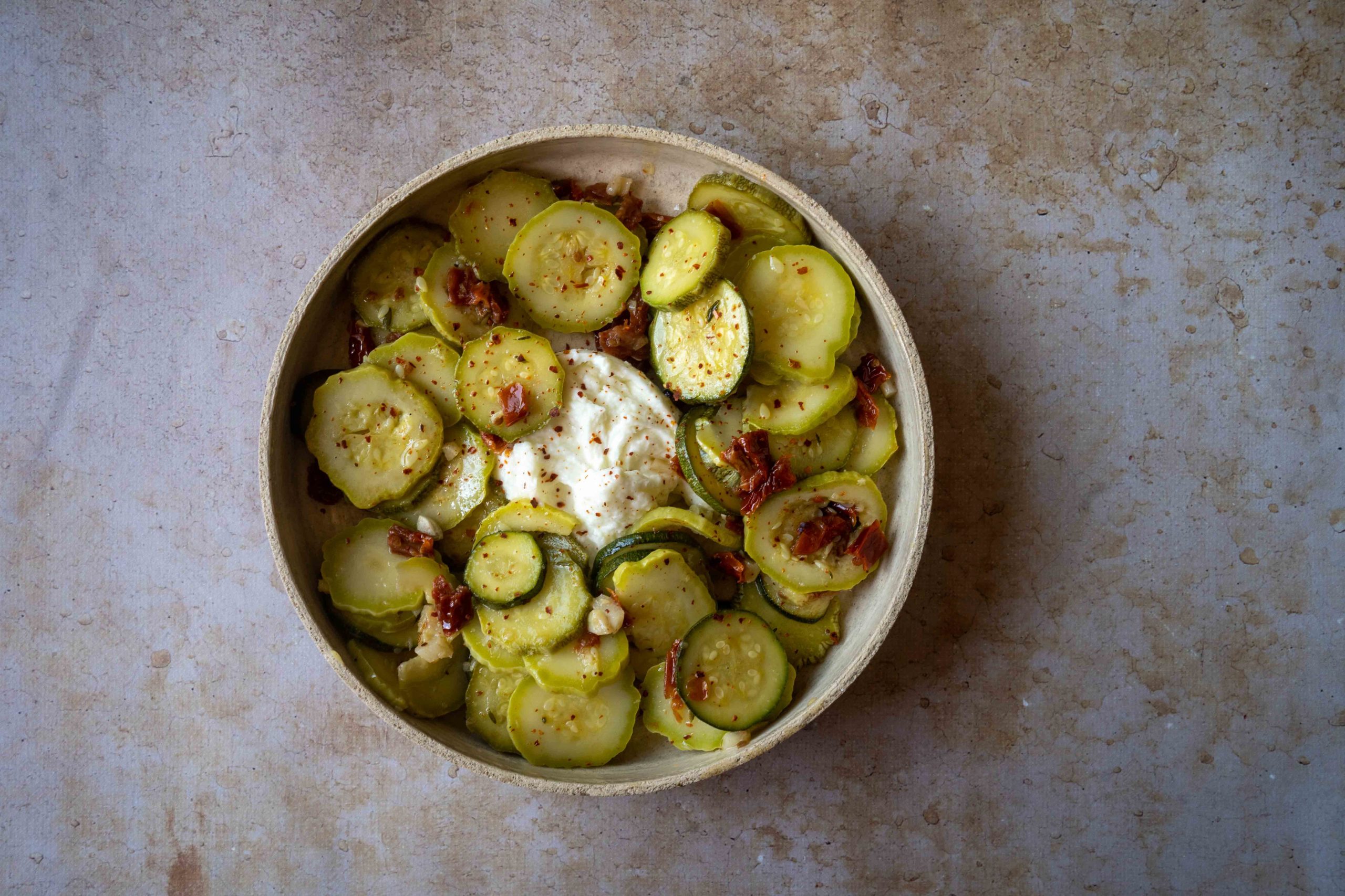 Courgettes confites et burrata